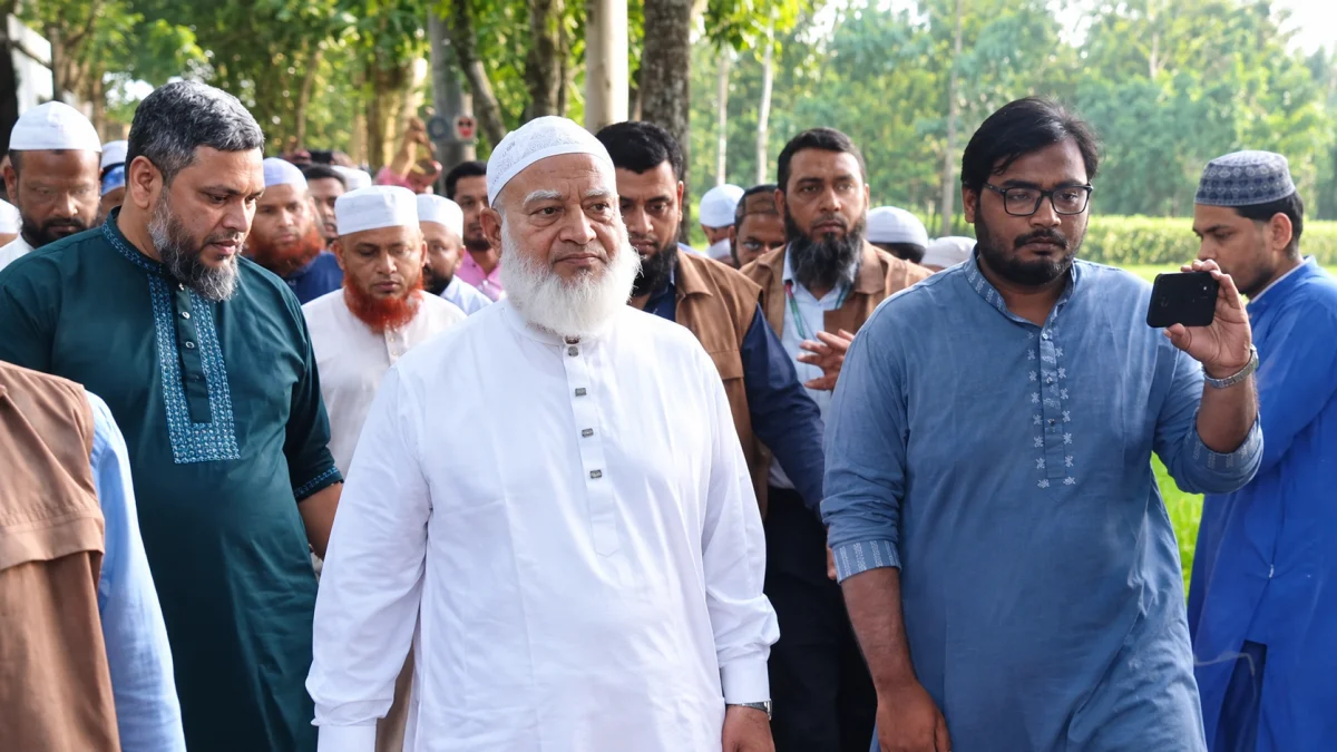 জনগণের অধিকার আদায়ে বাধ্য হয়েই রাজপথে নেমেছি: শফিকুর রহমান